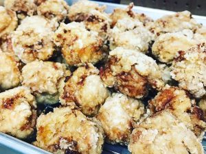 看板メニューの唐揚げ